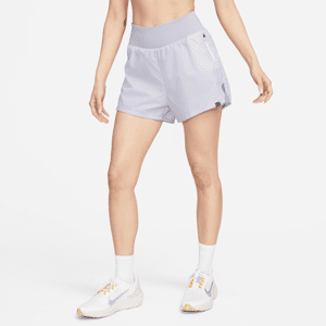 Nike Run Division reflektierende 2-in-1-Shorts mit mittelhohem Bund für Damen (ca. 7,5 cm) - Lila - XS