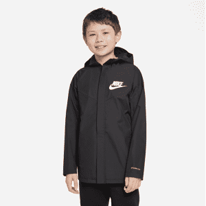 Nike Sportswear WindpufferLockere, wasserabweisende, hüftlange Storm-FIT-Jacke mit Kapuze für ältere Kinder (Jungen) - Schwarz - XS