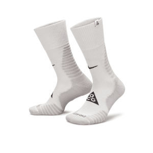 Nike ACGGepolsterte Outdoor-Crew-Socken - Weiß - 42-46
