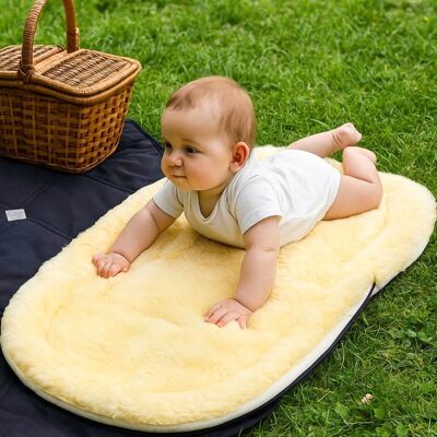 Kaiser Lammfellfußsack für Babyschalen EMMY schwarz unisex Kaiser Lammfellfußsack für Babyschalen EMMY schwarz unisex