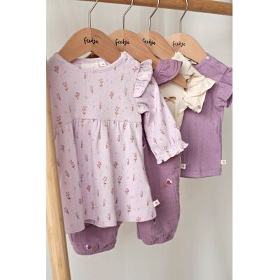 Feetje Ajour-Kleid langarm Blumen Rüschen lila Feetje Ajour-Kleid langarm Blumen Rüschen lila