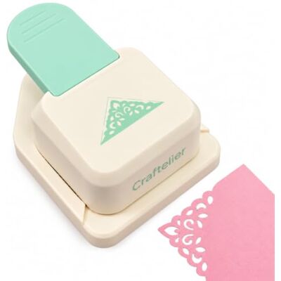 Craftelier Filigraner Eckenstanzer mit Druckhebel zum Stanzen von Papier und Pappe Speziell für Scrapbooking Größe der Form 40,5 x 40,5 x 62 mm Craftelier Filigraner Eckenstanzer mit Druckhebel zum Stanzen von Papier und Pappe Speziell für Scrapbooking Größe der Form 40,5 x 40,5 x 62 mm