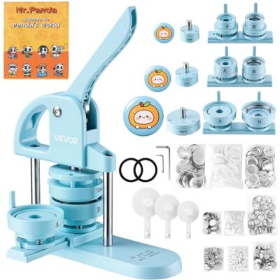 VEVOR Buttonmaschine 25/32/58 mm Knopfmachermaschine Blau 300 Stk. Mit Kreisschneider Zauberbuch & Ergonomischem Griff für DIY-Anstecker Pins Kühlschrankmagnete & Schlüsselanhänger VEVOR Buttonmaschine 25/32/58 mm Knopfmachermaschine Blau 300 Stk. Mit Kreisschneider Zauberbuch & Ergonomischem Griff für DIY-Anstecker Pins Kühlschrankmagnete & Schlüsselanhänger