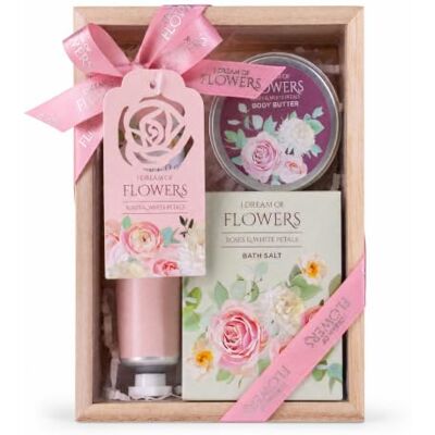 accentra Geschenkset I DREAM OF FLOWERS im Holzkästchen mit 100 g Badesalz Handpflege Körperbutter Badezusatz dekorativ arrangiert in Rosa Hellgrün Lila bereit zum Überreichen an Beautyfans daheim accentra Geschenkset I DREAM OF FLOWERS im Holzkästchen mit 100 g Badesalz Handpflege Körperbutter Badezusatz dekorativ arrangiert in Rosa Hellgrün Lila bereit zum Überreichen an Beautyfans daheim