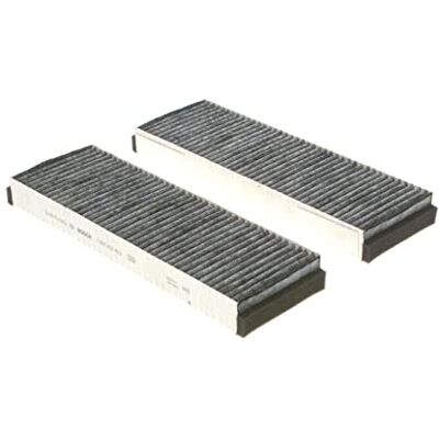 Bosch R2422 Aktivkohle Innenraumfilter filtert Gerüche, Pollen und Staub Ersatzfilter für bessere Luftqualität im Fahrzeuginnenraum Set mit 2 Filtern Bosch R2422 Aktivkohle Innenraumfilter filtert Gerüche, Pollen und Staub Ersatzfilter für bessere Luftqualität im Fahrzeuginnenraum Set mit 2 Filtern