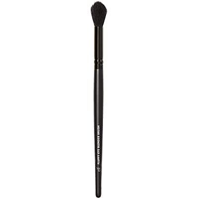 e.l.f. Fluffy Eye Blender Brush, Vegan Makeup Tool, trägt makellos Lidschatten auf & setzt Concealer e.l.f. Fluffy Eye Blender Brush, Vegan Makeup Tool, trägt makellos Lidschatten auf & setzt Concealer