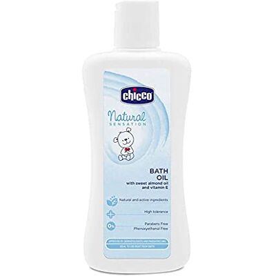 Artsana Chicco Natural Sensation Badeöl mit Süßmandelöl und Vitamin E Artsana Chicco Natural Sensation Badeöl mit Süßmandelöl und Vitamin E