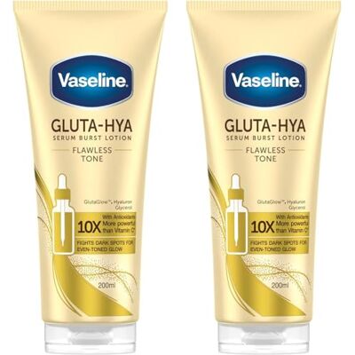 Vaseline Gluta-Hya Flawless Tone, Antioxidantienreiche Feuchtigkeitslotion, Gegen Pigmentflecken, Mit Leichter Textur, Schnelles Einziehen, Gleichmäßiger Teint, GlutaGlow und Hyaluronsäure, 2x 200 ml Vaseline Gluta-Hya Flawless Tone, Antioxidantienreiche Feuchtigkeitslotion, Gegen Pigmentflecken, Mit Leichter Textur, Schnelles Einziehen, Gleichmäßiger Teint, GlutaGlow und Hyaluronsäure, 2x 200 ml