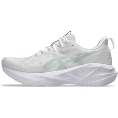 ASICS Herren NOVABLAST 5 Laufschuhe, Weiß/Piedmont Grau, 45 EU ASICS Herren NOVABLAST 5 Laufschuhe, Weiß/Piedmont Grau, 45 EU