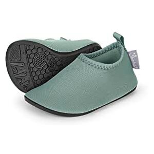 Sterntaler Badeschuhe Uni – Baby Aquaschuhe – Unisex Strand Slipper mit flexibler Sohle – schnelltrocknend & leicht Ideal für Strand & Schwimmbad Kinder Bademode – Farbe mattgrün, Größe 24 Sterntaler Badeschuhe Uni – Baby Aquaschuhe – Unisex Strand Slipper mit flexibler Sohle – schnelltrocknend & leicht Ideal für Strand & Schwimmbad Kinder Bademode – Farbe mattgrün, Größe 24
