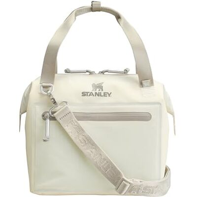 Stanley 1913 All-Day Julienne Maxi Cooler, Kühltasche, 100% Recyceltes Polyester, Tragegriff, Reißverschlussöffnung, Anpassbare Riemen Stanley 1913 All-Day Julienne Maxi Cooler, Kühltasche, 100% Recyceltes Polyester, Tragegriff, Reißverschlussöffnung, Anpassbare Riemen