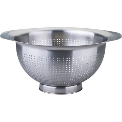 FACKELMANN Edelstahl Sieb – Ø 26 cm, Hochwertiges Küchensieb mit praktischem Standfuß und ergonomischen Griffen für feines Sieben, Abseihen und Waschen von Lebensmitteln, Spülmaschinengeeignet FACKELMANN Edelstahl Sieb – Ø 26 cm, Hochwertiges Küchensieb mit praktischem Standfuß und ergonomischen Griffen für feines Sieben, Abseihen und Waschen von Lebensmitteln, Spülmaschinengeeignet