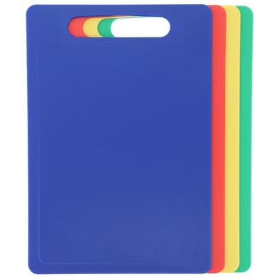 Chef Aid Schneidebretter-Set – 4 Stück – Farbcodierte, rutschfeste Kunststoffbretter mit Griff – Lebensmittelecht, messerfreundlich und spülmaschinengeeignet – 35 × 25 cm Chef Aid Schneidebretter-Set – 4 Stück – Farbcodierte, rutschfeste Kunststoffbretter mit Griff – Lebensmittelecht, messerfreundlich und spülmaschinengeeignet – 35 × 25 cm