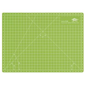 WEDO 79230 Schneidematte Comfortline A4, CM 30, beidseitig bedruckt, selbstschließende Oberfläche, 30 x 22 x 0,3 cm, apfelgrün WEDO 79230 Schneidematte Comfortline A4, CM 30, beidseitig bedruckt, selbstschließende Oberfläche, 30 x 22 x 0,3 cm, apfelgrün