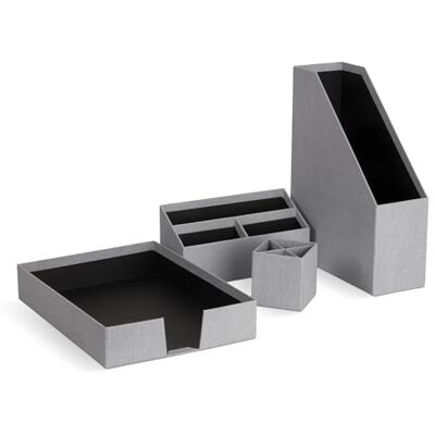 BIGSO BOX OF SWEDEN BIGSO HUGO 4-teiliges Schreibtisch Set mit 1 Stehsammler, 1 Stifthalter, 1 Sortierkasten und 1 Box ohne Deckel – Ordnungssystem aus Faserplatte und Papier in Leinenoptik – hellgrau BIGSO BOX OF SWEDEN BIGSO HUGO 4-teiliges Schreibtisch Set mit 1 Stehsammler, 1 Stifthalter, 1 Sortierkasten und 1 Box ohne Deckel – Ordnungssystem aus Faserplatte und Papier in Leinenoptik – hellgrau