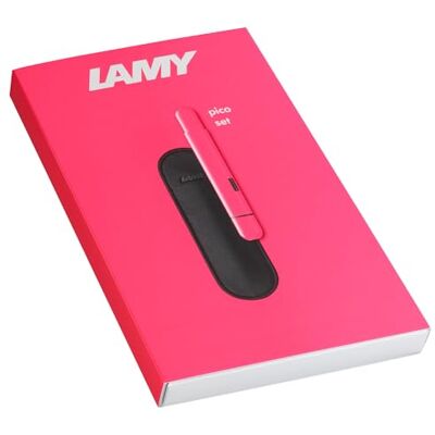 Lamy pico neonpink Kugelschreiber Geschenkset, Strichbreite M Innovativer Pocket Pen Kuli – 1 Klick für Full-Size – Gehäuse aus Metall – inkl. Echtleder-Etui & Compactmine M 22 in schwarz Lamy pico neonpink Kugelschreiber Geschenkset, Strichbreite M Innovativer Pocket Pen Kuli – 1 Klick für Full-Size – Gehäuse aus Metall – inkl. Echtleder-Etui & Compactmine M 22 in schwarz