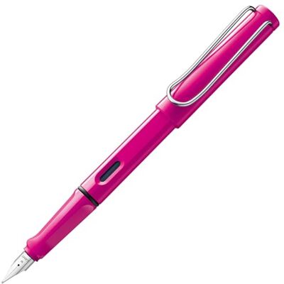 Lamy safari pink Füller mit polierter Stahlfeder in Strichbreite EF Füller mit ergonomischem Griff robuster ASA-Kunststoff inkl. Tintenpatrone T 10 blau Rechtshänder Lamy safari pink Füller mit polierter Stahlfeder in Strichbreite EF Füller mit ergonomischem Griff robuster ASA-Kunststoff inkl. Tintenpatrone T 10 blau Rechtshänder
