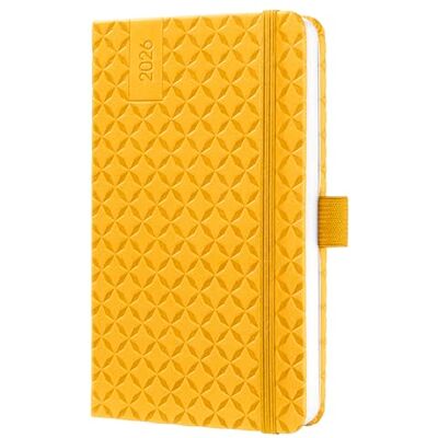 Sigel J6116 Wochenkalender 2026 A6 gelb, Hardcover, Gummiband, Stiftschlaufe, Einstecktasche, 174 Seiten, vegan, Buchkalender, Terminplaner Taschenkalender Jolie Sigel J6116 Wochenkalender 2026 A6 gelb, Hardcover, Gummiband, Stiftschlaufe, Einstecktasche, 174 Seiten, vegan, Buchkalender, Terminplaner Taschenkalender Jolie