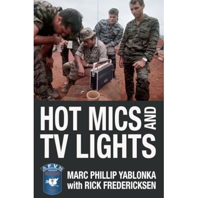 Marc Hot Mics and TV Lights: The American Forces Vietnam Network - Preis vom 21.06.2026 05:42:24 h Marc Hot Mics and TV Lights: The American Forces Vietnam Network - Preis vom 21.06.2026 05:42:24 h