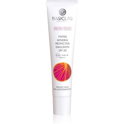 BasicLab Dermocosmetics Protecticus schützende Emulsion für empfindliche Haut mit Neigung zu Rötungen SPF 50+ 40 ml BasicLab Dermocosmetics Protecticus schützende Emulsion für empfindliche Haut mit Neigung zu Rötungen SPF 50+ 40 ml