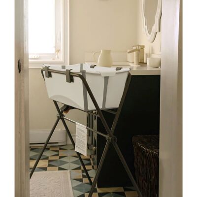 Stokke Badewanne inkl. Badewannensitz Newborn Support und Badewannenständer weiss Stokke Badewanne inkl. Badewannensitz Newborn Support und Badewannenständer weiss