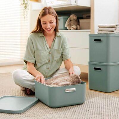 Rotho Babydesign Aufbewahrungsbox KAYO stapelbar 20 l gruen Rotho Babydesign Aufbewahrungsbox KAYO stapelbar 20 l gruen