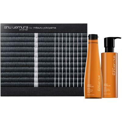550ml Shu Uemura Urban Moisture Set (Shampoo 300ml + Conditioner 250ml) 550ml Shu Uemura Urban Moisture Set (Shampoo 300ml + Conditioner 250ml)