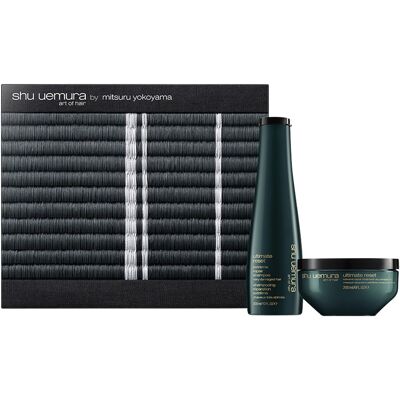 500ml Shu Uemura Ultimate Reset Set (Shampoo 300ml + Treatment 200ml) 500ml Shu Uemura Ultimate Reset Set (Shampoo 300ml + Treatment 200ml)