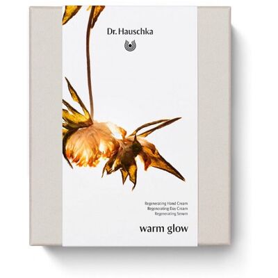 Dr. Hauschka 3-teiliges Weihnachtsgeschenkset „Warm Glow“ Dr. Hauschka 3-teiliges Weihnachtsgeschenkset „Warm Glow“