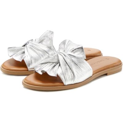 Pantolette LASCANA "Mule, Sandale, offener Schuh, Sommerschuh", Damen, Gr. 41, silber (silberfarben), Obermaterial: 100% Lammleder. Decksohle: 100% Rindsleder. Futter: 100% Schweinsleder. Laufsohle: 100% Synthetik, unifarben, Basic, Schuhe Pantolette, aus Pantolette LASCANA "Mule, Sandale, offener Schuh, Sommerschuh", Damen, Gr. 41, silber (silberfarben), Obermaterial: 100% Lammleder. Decksohle: 100% Rindsleder. Futter: 100% Schweinsleder. Laufsohle: 100% Synthetik, unifarben, Basic, Schuhe Pantolette, aus