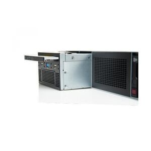 Divers HP Enterprise DL380 Gen11 SFF Univ Media Bay Kit