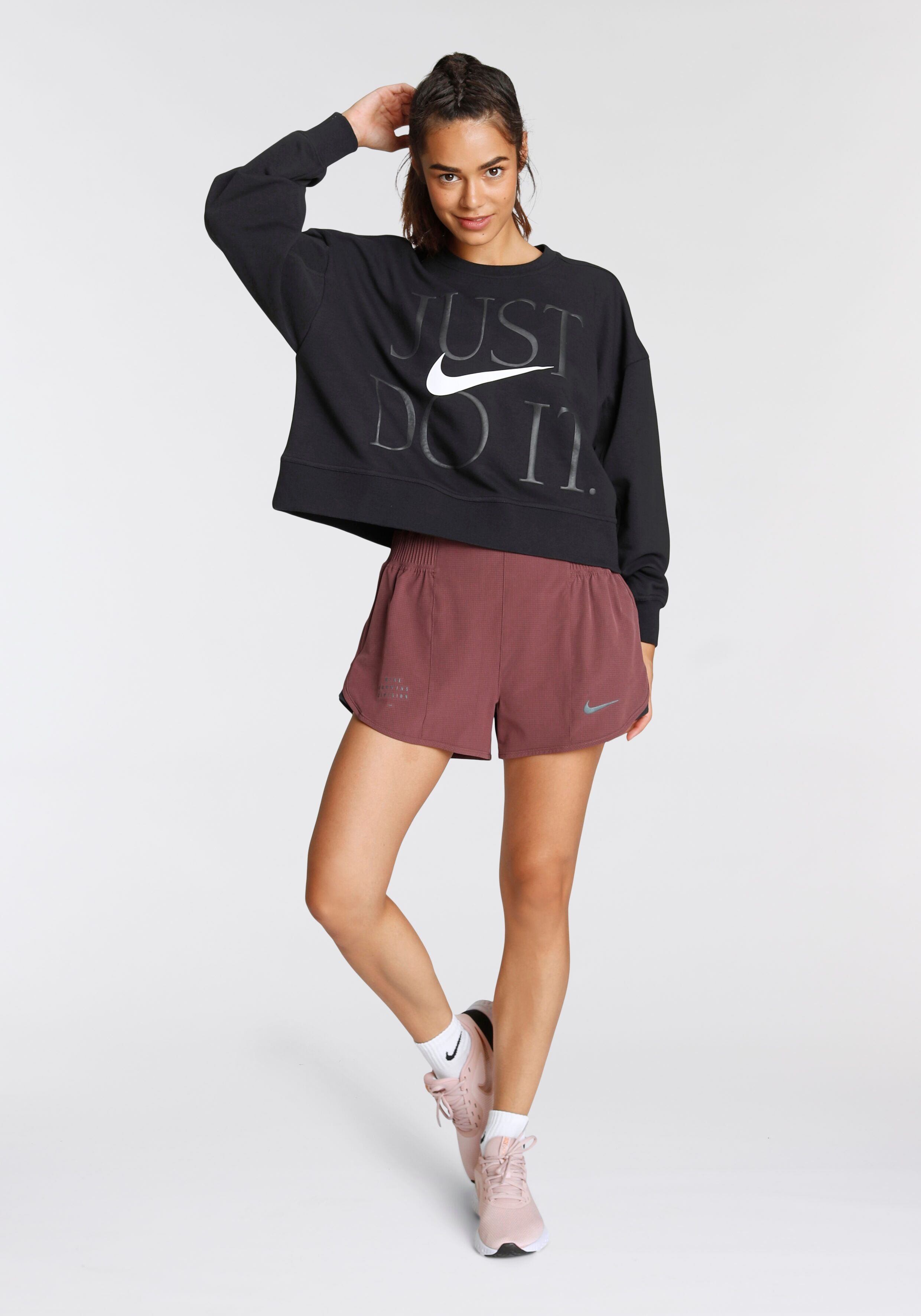 Nike Sweatshirt »DRI-FIT GET FIT WOMENS TRAINING CREW« schwarz  L M S XL XS