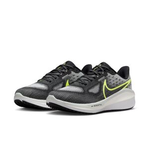 Nike Laufschuh »VOMERO 17« schwarz-weiss  47