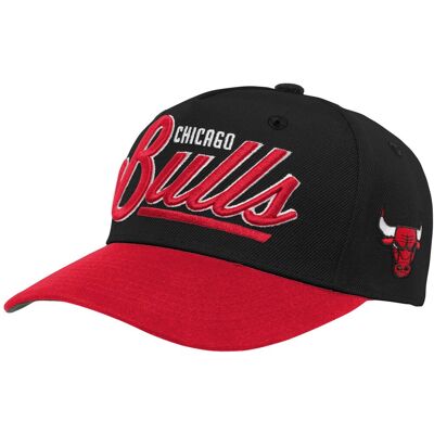 Outerstuff Dětská kšiltovka CHICAGO BULLS NBA Retro Script Precurve Outerstuff Dětská kšiltovka CHICAGO BULLS NBA Retro Script Precurve