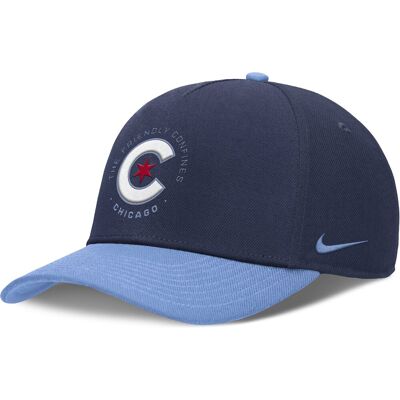 Nike Pánská kšiltovka Chicago Cubs MLB City Connect Dri-Fit Rise 5 Panel Adjustable Cap Nike Pánská kšiltovka Chicago Cubs MLB City Connect Dri-Fit Rise 5 Panel Adjustable Cap