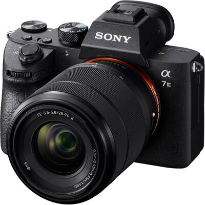 Sony Alpha A7 III + FE 28–70 mm F3,5–5,6 OSS II Sony Alpha A7 III + FE 28–70 mm F3,5–5,6 OSS II