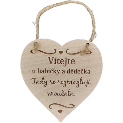 AMADEA Dřevěné srdce s nápisem Vítejte u babičky a dědečka, tady.., masivní dřevo, 16 x 15 cm AMADEA Dřevěné srdce s nápisem Vítejte u babičky a dědečka, tady.., masivní dřevo, 16 x 15 cm
