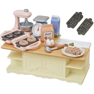 Sylvanian Families Nábytek - kuchyňský ostrov s příslušenstvím Sylvanian Families Nábytek - kuchyňský ostrov s příslušenstvím