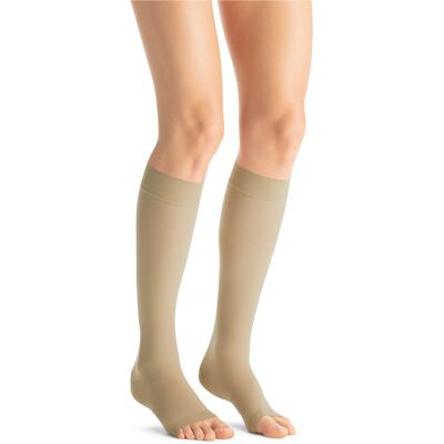 JOBST Ultra Sheer KT 1 Lýtkové punčochy bez špice vel. II 1 pár tělové JOBST Ultra Sheer KT 1 Lýtkové punčochy bez špice vel. II 1 pár tělové