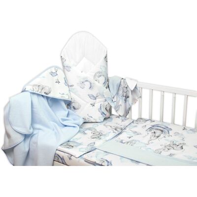 Baby Nellys 6-ti dílná výhod. sada s dárkem pro miminko , 135x100 Slon a duha, modrá/bílá Baby Nellys 6-ti dílná výhod. sada s dárkem pro miminko , 135x100 Slon a duha, modrá/bílá
