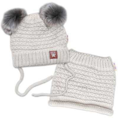 Baby Nellys Zimní pletená čepice Star s fleecem a chlupáčkové bambulky+komínek Baby Nellys Zimní pletená čepice Star s fleecem a chlupáčkové bambulky+komínek