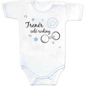 Baby Nellys Body kr. rukáv s vtipným textem, Trenér celé rodiny, vel. 80 Baby Nellys Body kr. rukáv s vtipným textem, Trenér celé rodiny, vel. 80