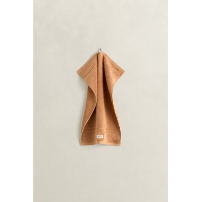 RUČNÍK GANT PREMIUM TOWEL 30X50 BUTTERNUT BEIGE 30x50 unisex RUČNÍK GANT PREMIUM TOWEL 30X50 BUTTERNUT BEIGE 30x50 unisex