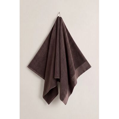 RUČNÍK GANT EMBROIDERY TOWEL 70X140 DEEP BROWN 70x140 unisex RUČNÍK GANT EMBROIDERY TOWEL 70X140 DEEP BROWN 70x140 unisex
