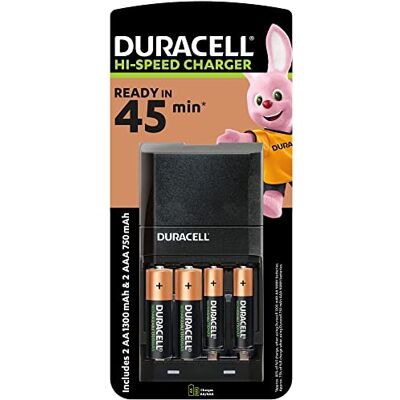 Duracell nabíječka se 2 AA a AAA bateriemi doba nabíjení 45 minut Duracell nabíječka se 2 AA a AAA bateriemi doba nabíjení 45 minut