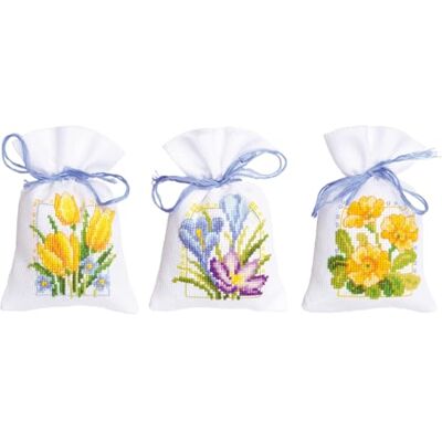Vervaco Zählmusterpackung Stickset Säckchen Frühlingsblumen 3er DIY Gezählter Kreuzstich Stickpackungen Basteln Erwachsene Kreativ Set 8 x 12 cm Stickset für Anfänger Stoffbeutel zum Sticken Vervaco Zählmusterpackung Stickset Säckchen Frühlingsblumen 3er DIY Gezählter Kreuzstich Stickpackungen Basteln Erwachsene Kreativ Set 8 x 12 cm Stickset für Anfänger Stoffbeutel zum Sticken