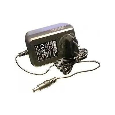 Yamaha PA130B napájecí adaptér pro klávesy 12 V / 075 A Yamaha PA130B napájecí adaptér pro klávesy 12 V / 075 A