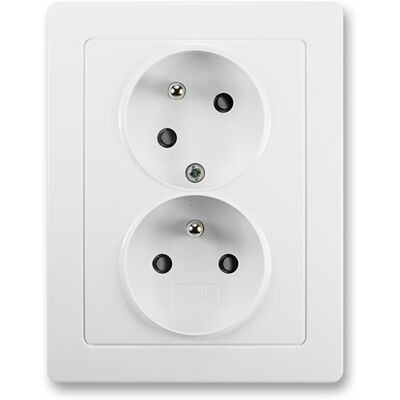 Zásuvka 230 V dvojnásobná kompletní ABB Swing L jasně bílá Zásuvka 230 V dvojnásobná kompletní ABB Swing L jasně bílá