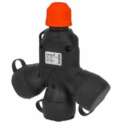Roztrojka Famatel 230 V 3pól 16 A Roztrojka Famatel 230 V 3pól 16 A