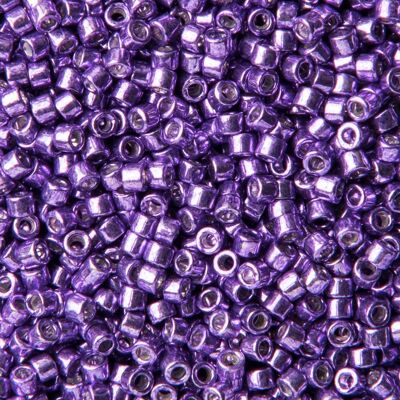 Miyuki Rokajlové korálky - Miyuki Delica 11/0 (DB-430) Galvanized Purple - 15 g Miyuki Rokajlové korálky - Miyuki Delica 11/0 (DB-430) Galvanized Purple - 15 g
